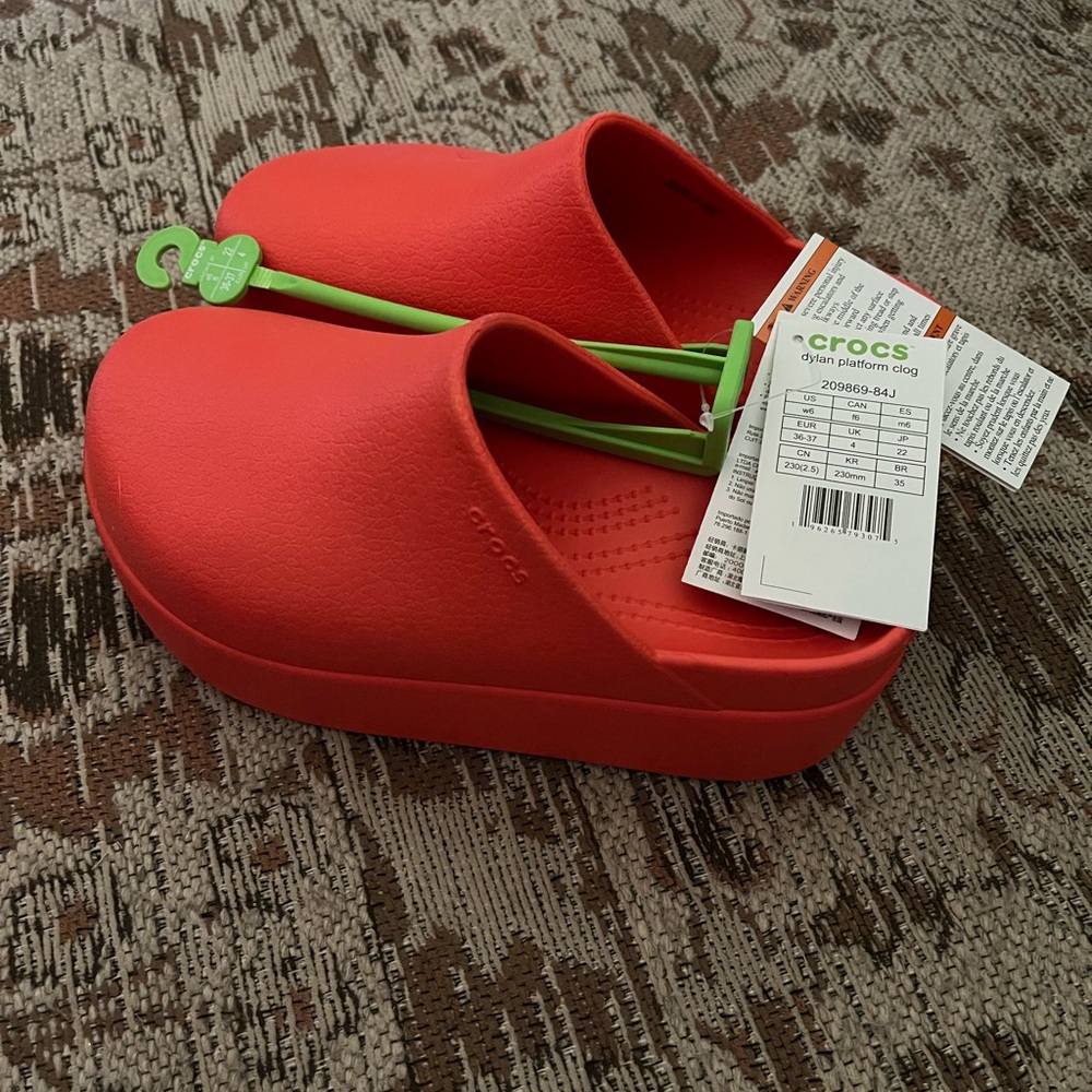 CROCS Red Slippers Vibrant Slip-On Design